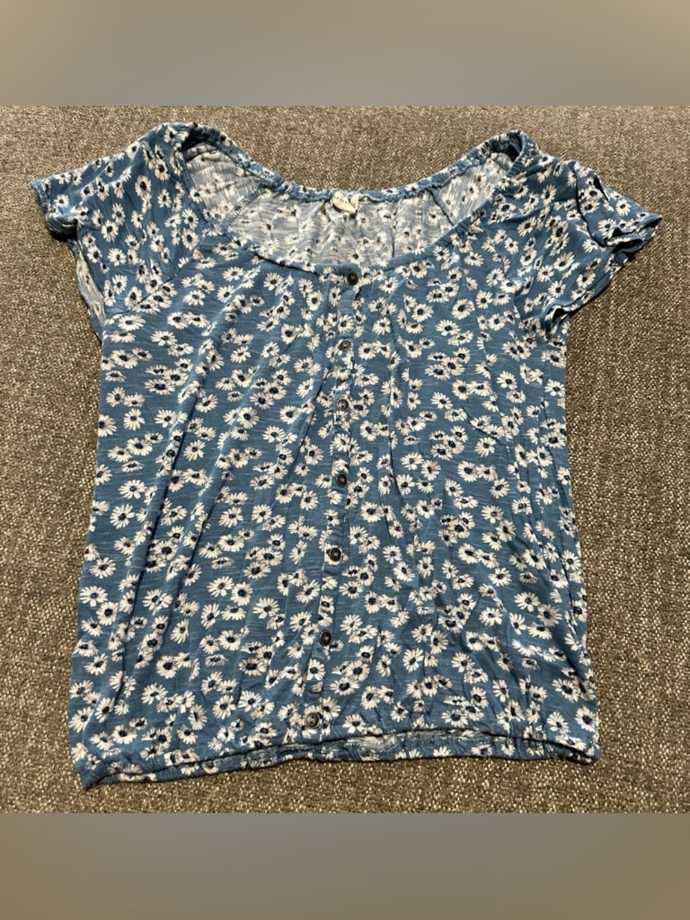 Aeropostale Juniors Shirt Size Small Pre-owned
